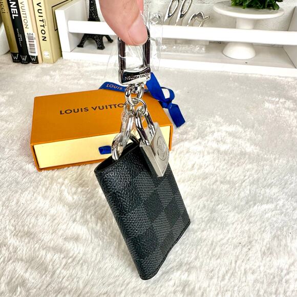 Louis Vuitton Damier Graphite key holder, fob holder keychain or cufflinks case - Picture 5 of 10